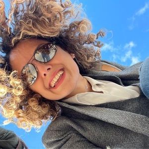 Meet your Posher, Sahra